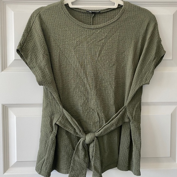 Express Crew Neck Tie Front Tee - Picture 1 of 4